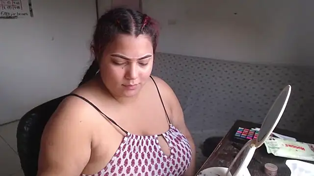 girl milk2 online show from November 14, 2025, 6:33 pm