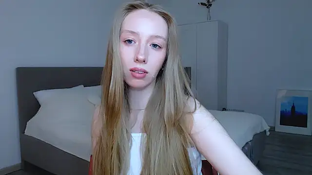 Snapshot of Luna_insniity chatting on January 27, 2025, 8:28 pm Luna insniity online show from January 27, 2025, 8:28 pm