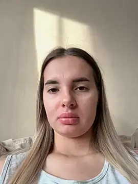 Donna Evans online show from November 1, 2025, 3:13 am