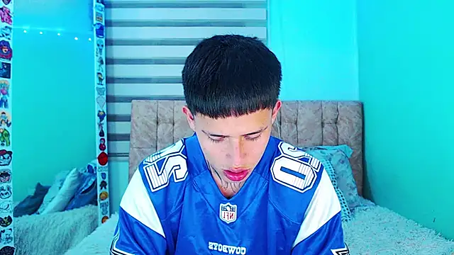 Snapshot of _justinmoon2 chatting on December 22, 2025, 3:50 am justinmoon2 online show from December 22, 2025, 3:50 am