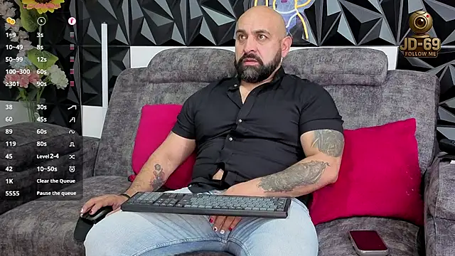 Snapshot of JD-69 chatting on December 16, 2025, 6:56 pm JD-69 online show from December 16, 2025, 6:56 pm