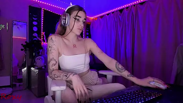 Snapshot of wet_dream_ chatting on December 3, 2025, 9:47 pm wet dream online show from December 3, 2025, 9:47 pm