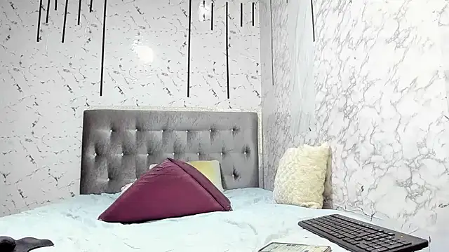 Snapshot of kelleysinedd chatting on November 28, 2025, 8:20 pm kelleysinedd online show from November 28, 2025, 8:20 pm