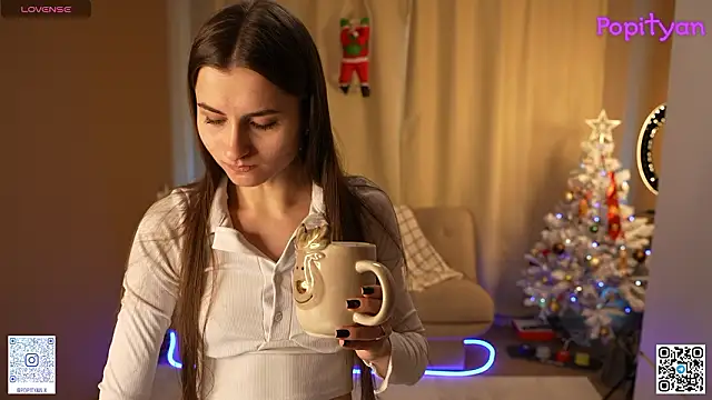 Snapshot of popityan1 chatting on January 15, 2026, 5:11 am popityan1 online show from January 15, 2026, 5:11 am