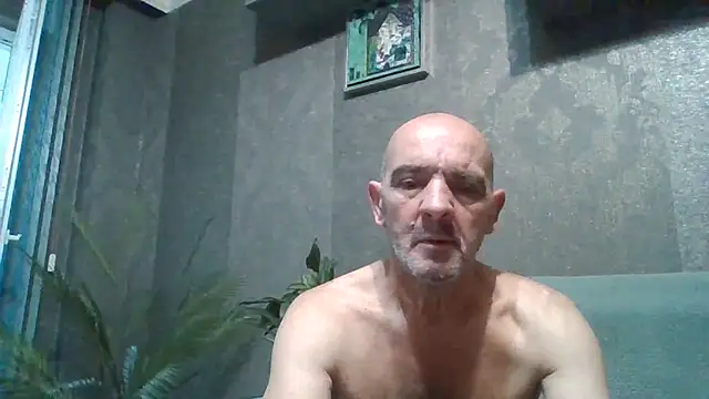 Snapshot of skorpibg65 chatting on July 1, 2026, 1:44 pm skorpibg65 online show from July 1, 2026, 1:44 pm