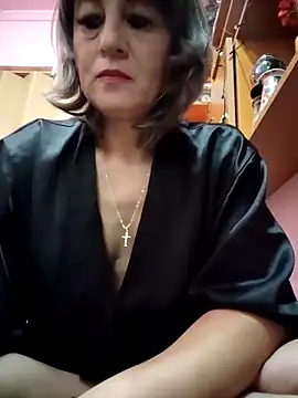 Snapshot of naughtymilfT chatting on November 20, 2025, 7:53 am naughtymilfT online show from November 20, 2025, 7:53 am