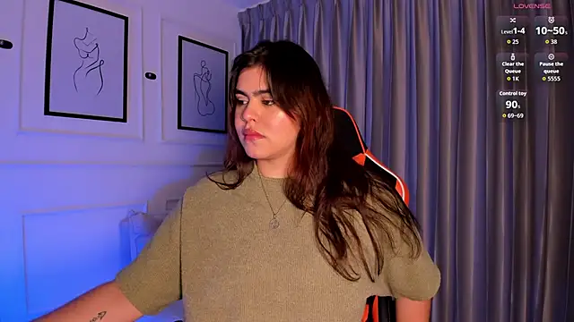 Snapshot of veronica185 chatting on November 22, 2025, 3:27 am veronica185 online show from November 22, 2025, 3:27 am