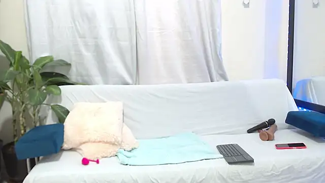 Snapshot of AmbarSofhia chatting on March 12, 2025, 9:03 pm AmbarSofhia online show from March 12, 2025, 9:03 pm