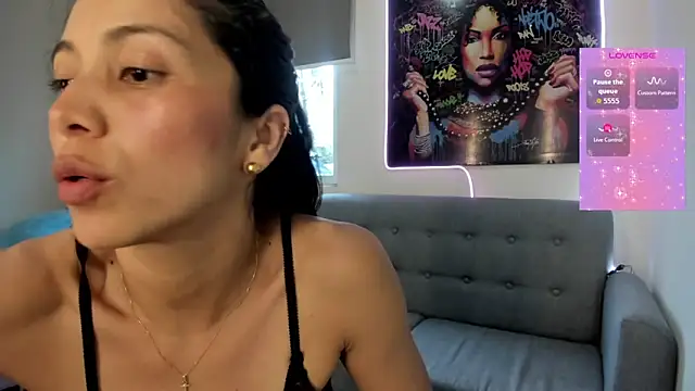 Snapshot of andykiuty chatting on November 5, 2025, 8:34 pm andykiuty online show from November 5, 2025, 8:34 pm