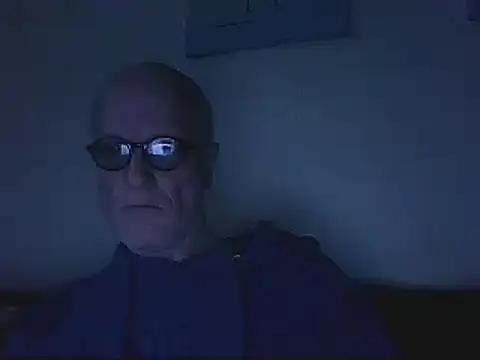 Snapshot of HornyRalfi55 chatting on December 8, 2024, 8:30 am HornyRalfi55 online show from December 8, 2024, 8:30 am