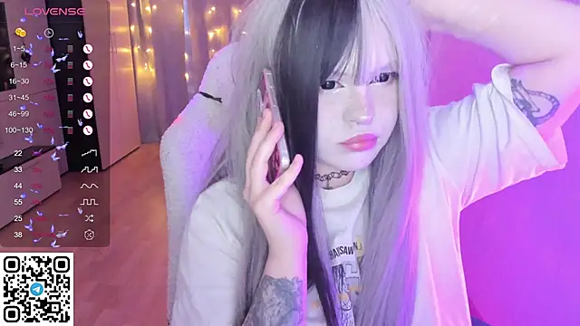 SelenaCute online show from February 10, 2026, 5:39 am