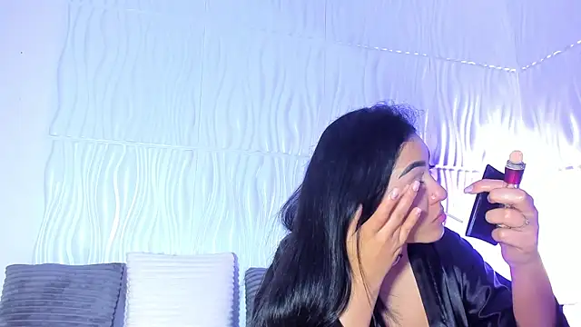 Abby  colins online show from April 15, 2026, 9:48 pm