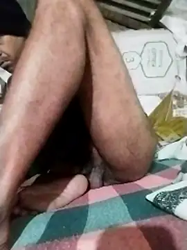 Skkumar2022 online show from December 14, 2025, 5:51 pm