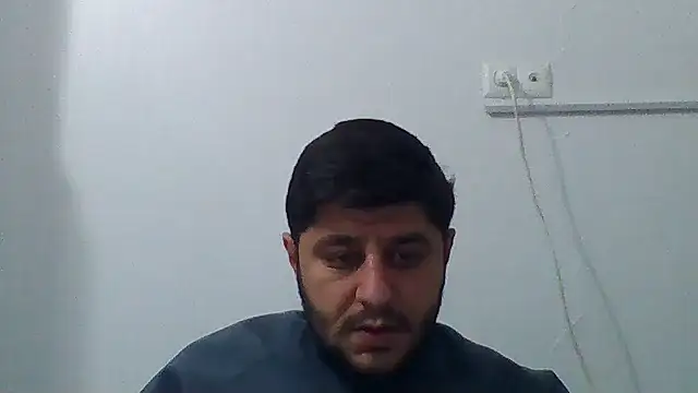 erkekkkadam online show from December 2, 2025, 3:36 pm