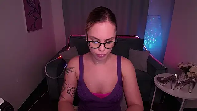 RikaRaily online show from March 19, 2025, 9:06 am