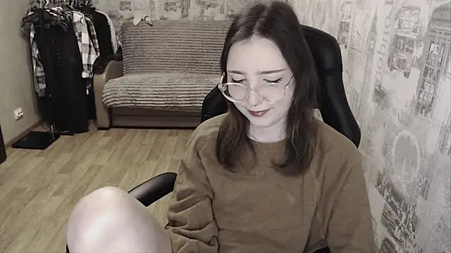 AmeliaKamishiro online show from January 27, 2025, 5:04 pm