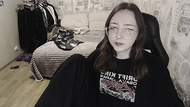 AmeliaKamishiro online show from December 23, 2024, 3:33 pm