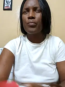 Snapshot of Malaika_Nkosi chatting on September 29, 2025, 2:01 pm Malaika Nkosi online show from September 29, 2025, 2:01 pm