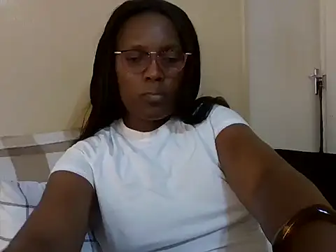 Snapshot of Malaika_Nkosi chatting on September 11, 2025, 10:26 am Malaika Nkosi online show from September 11, 2025, 10:26 am