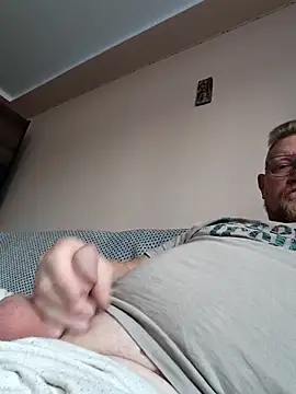 Snapshot of General1291 chatting on October 1, 2025, 2:32 pm General1291 online show from October 1, 2025, 2:32 pm