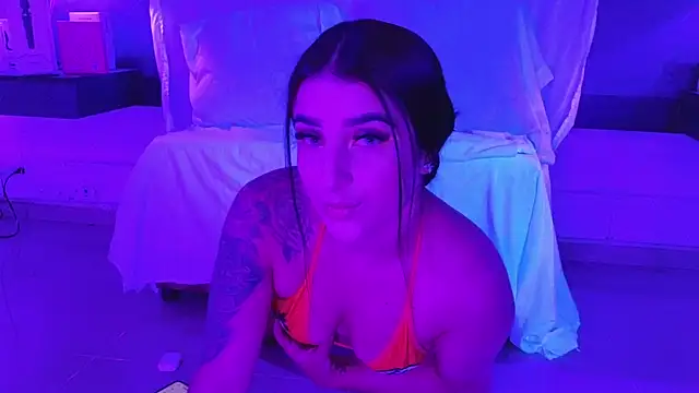 Snapshot of _Linoshka_1 chatting on September 13, 2025, 8:53 pm Linoshka 1 online show from September 13, 2025, 8:53 pm