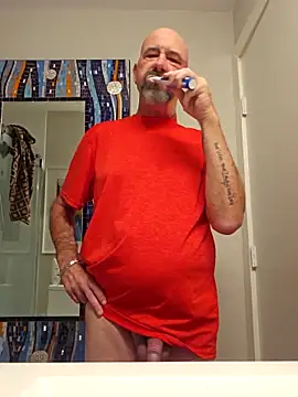 Snapshot of scottym chatting on May 13, 2026, 2:57 pm scottym online show from May 13, 2026, 2:57 pm