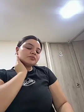 IsabellaAllen online show from April 10, 2026, 9:00 pm