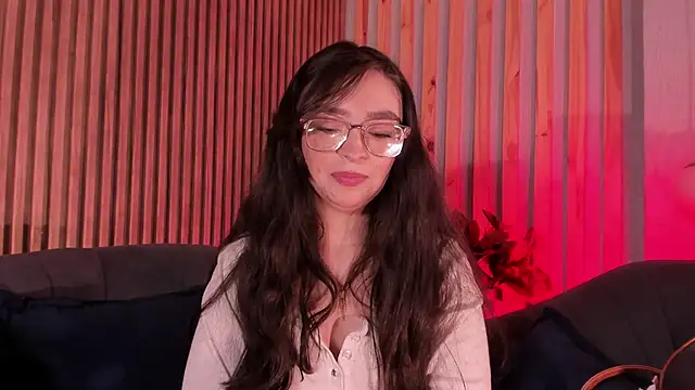 Eva Macalliter online show from March 30, 2026, 1:12 pm