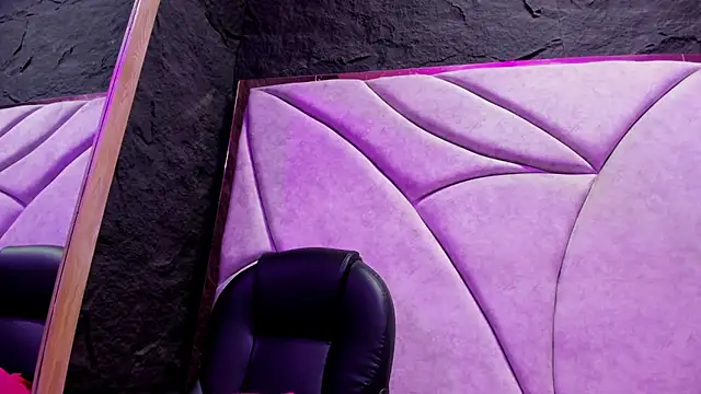 HornySlut69  online show from February 26, 2026, 5:57 pm