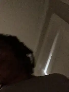 Snapshot of SweetHoneyBunz chatting on October 19, 2025, 4:10 pm SweetHoneyBunz online show from October 19, 2025, 4:10 pm