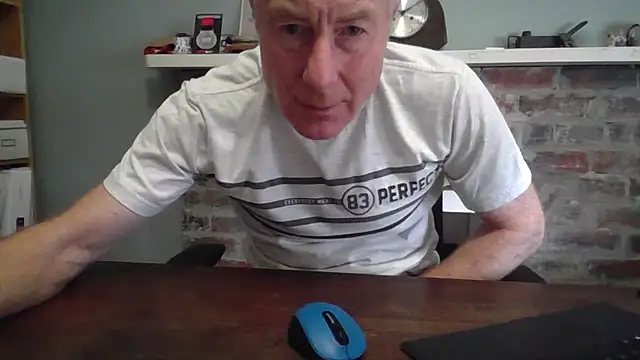 jiggy77777 online show from December 6, 2024, 3:02 am