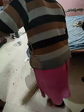 COUPLLE VILLAGE online show from November 29, 2025, 2:55 am