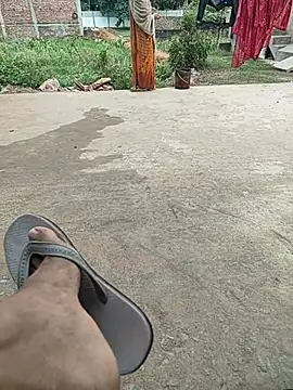 COUPLLE VILLAGE online show from July 10, 2026, 1:49 am