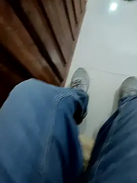 COUPLLE VILLAGE online show from December 2, 2025, 2:45 am