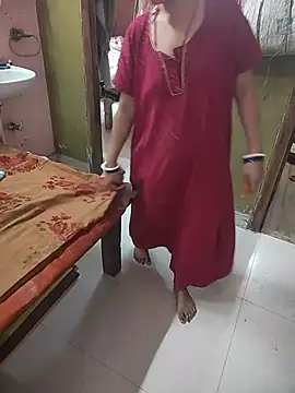 COUPLLE VILLAGE online show from July 30, 2026, 1:48 am