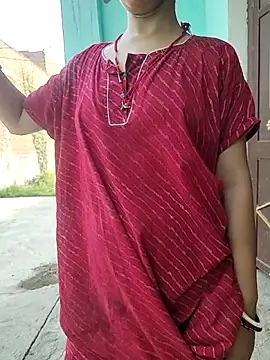 COUPLLE VILLAGE online show from June 20, 2026, 1:43 am