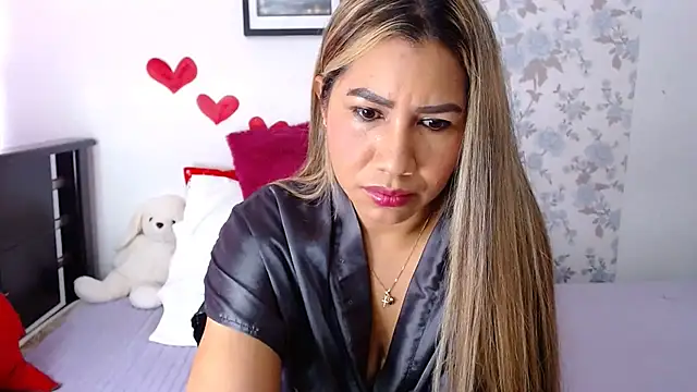 vanessa cute1 online show from February 26, 2026, 4:40 pm