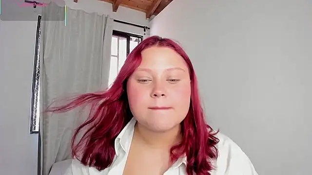 YuliCardona  online show from September 11, 2025, 5:02 pm