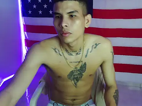 Snapshot of hot_king20 chatting on November 13, 2025, 5:06 pm hot king20 online show from November 13, 2025, 5:06 pm