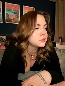 Snapshot of VictoriaLaFleur chatting on November 10, 2025, 9:31 pm VictoriaLaFleur online show from November 10, 2025, 9:31 pm