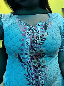 lovely zara online show from February 2, 2025, 8:13 am