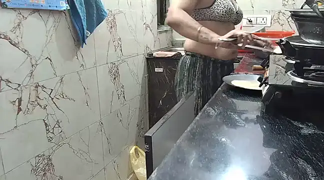 Snapshot of bhabhisexxy_880 chatting on March 16, 2025, 6:20 am bhabhisexxy 880 online show from March 16, 2025, 6:20 am