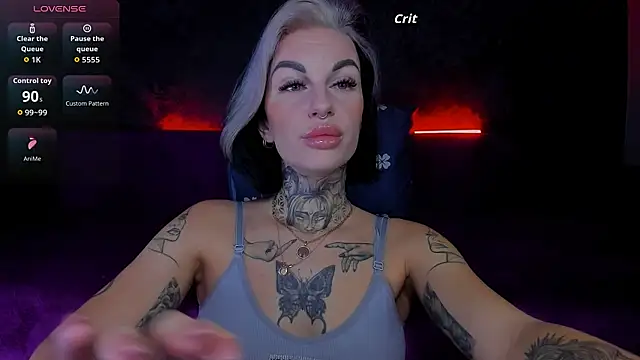 Snapshot of angel_devil_forever chatting on November 19, 2025, 9:59 pm angel devil forever online show from November 19, 2025, 9:59 pm