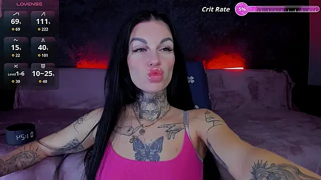 Snapshot of angel_devil_forever chatting on December 15, 2025, 10:26 pm angel devil forever online show from December 15, 2025, 10:26 pm