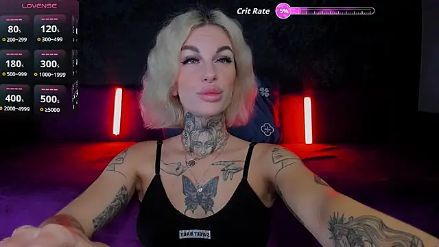 Snapshot of angel_devil_forever chatting on November 12, 2025, 9:40 pm angel devil forever online show from November 12, 2025, 9:40 pm