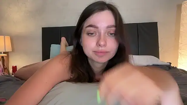  liatris  online show from March 17, 2025, 4:22 pm