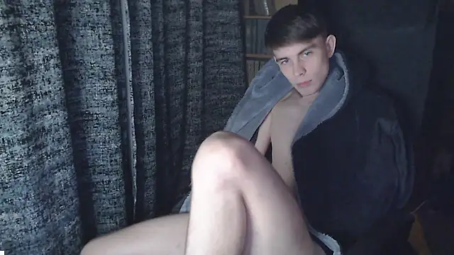 Student Oliver online show from November 24, 2025, 7:14 pm