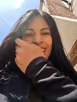 Astrid-- online show from September 22, 2025, 3:07 pm