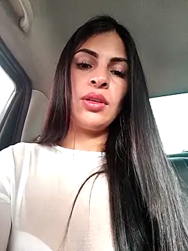 Astrid-- online show from February 17, 2025, 11:00 pm