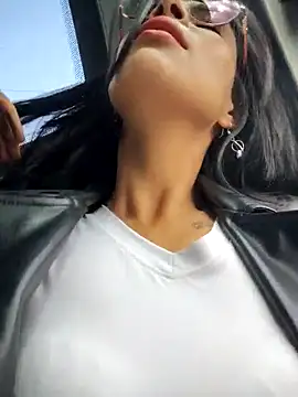 Astrid-- online show from December 1, 2025, 3:13 pm